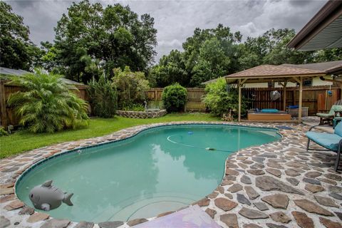 A home in LONGWOOD