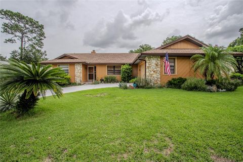 A home in LONGWOOD