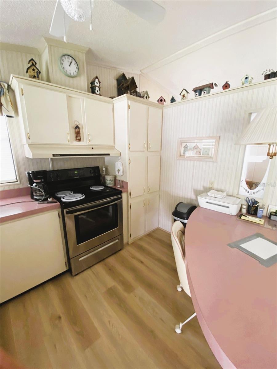 COUNTRY AIRE ESTATES - Residential