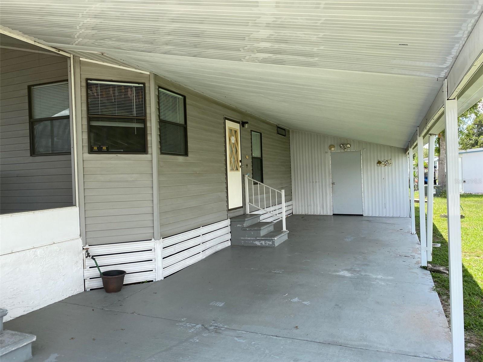 COUNTRY AIRE ESTATES - Residential