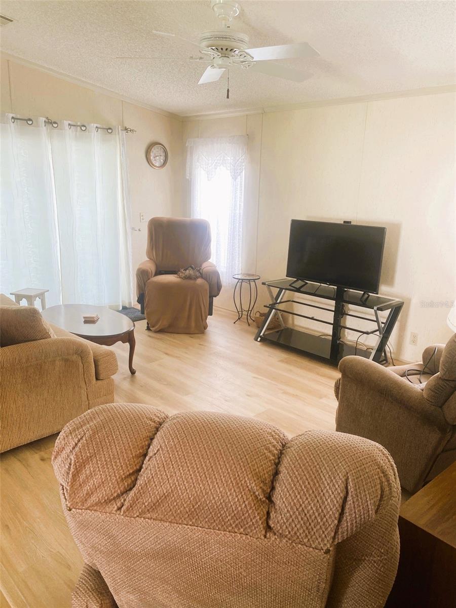 COUNTRY AIRE ESTATES - Residential