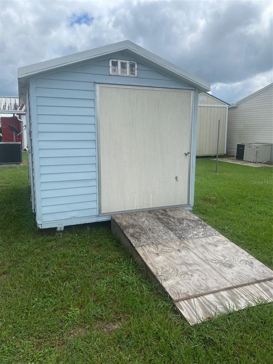 COUNTRY AIRE ESTATES - Residential