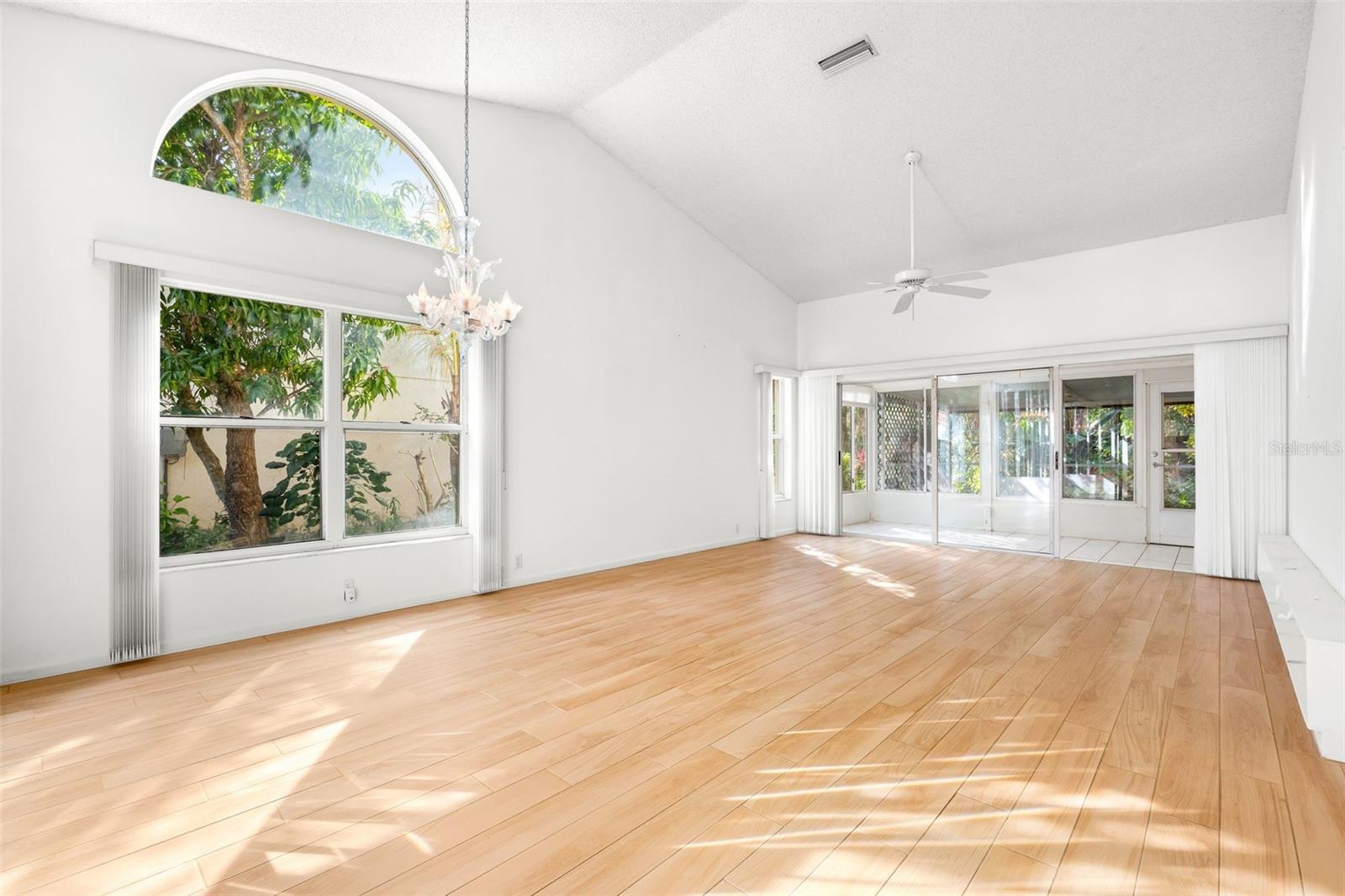 PERIDIA UNIT TWO - Residential