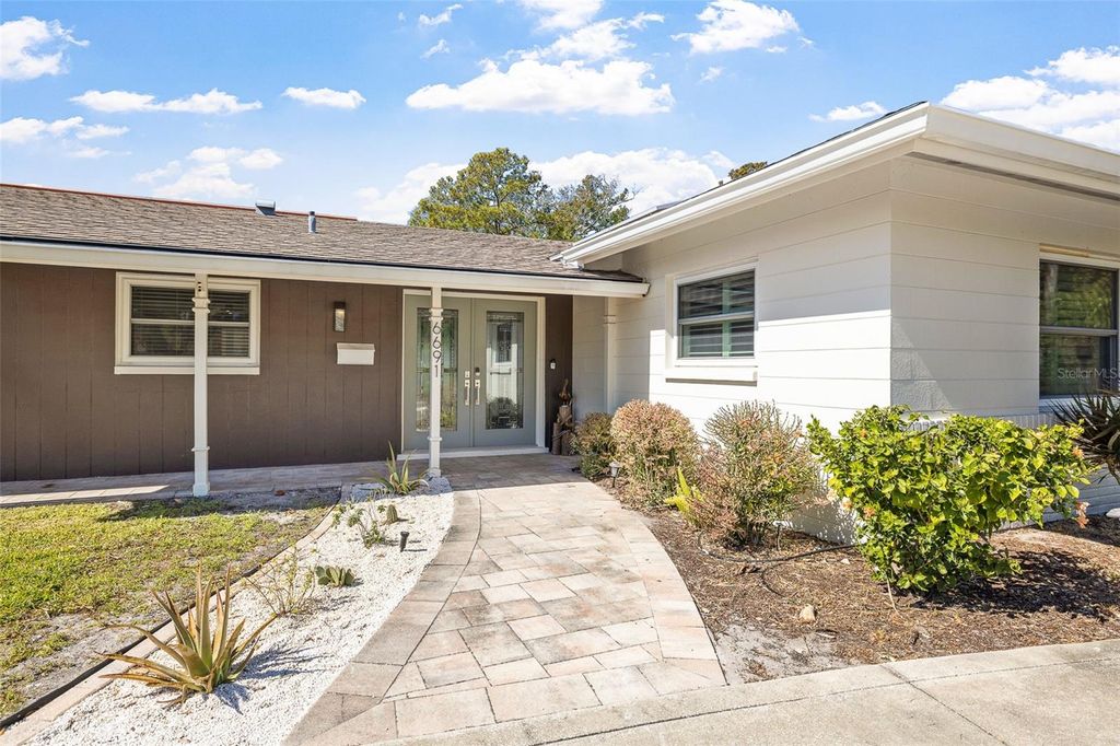 Photo of 6691 23rd Street S, St Petersburg, FL 33712 (MLS # TB8472990)