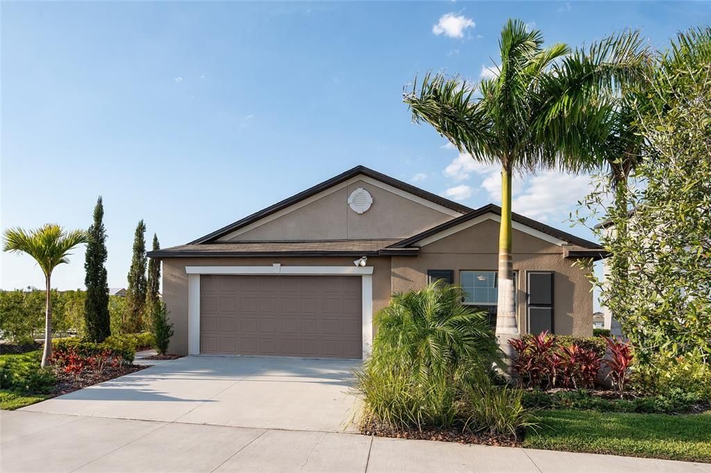 Photo of 6438 BEVERLY HILLS DRIVE, ZEPHYRHILLS, FL 33541 (MLS # T3417468)