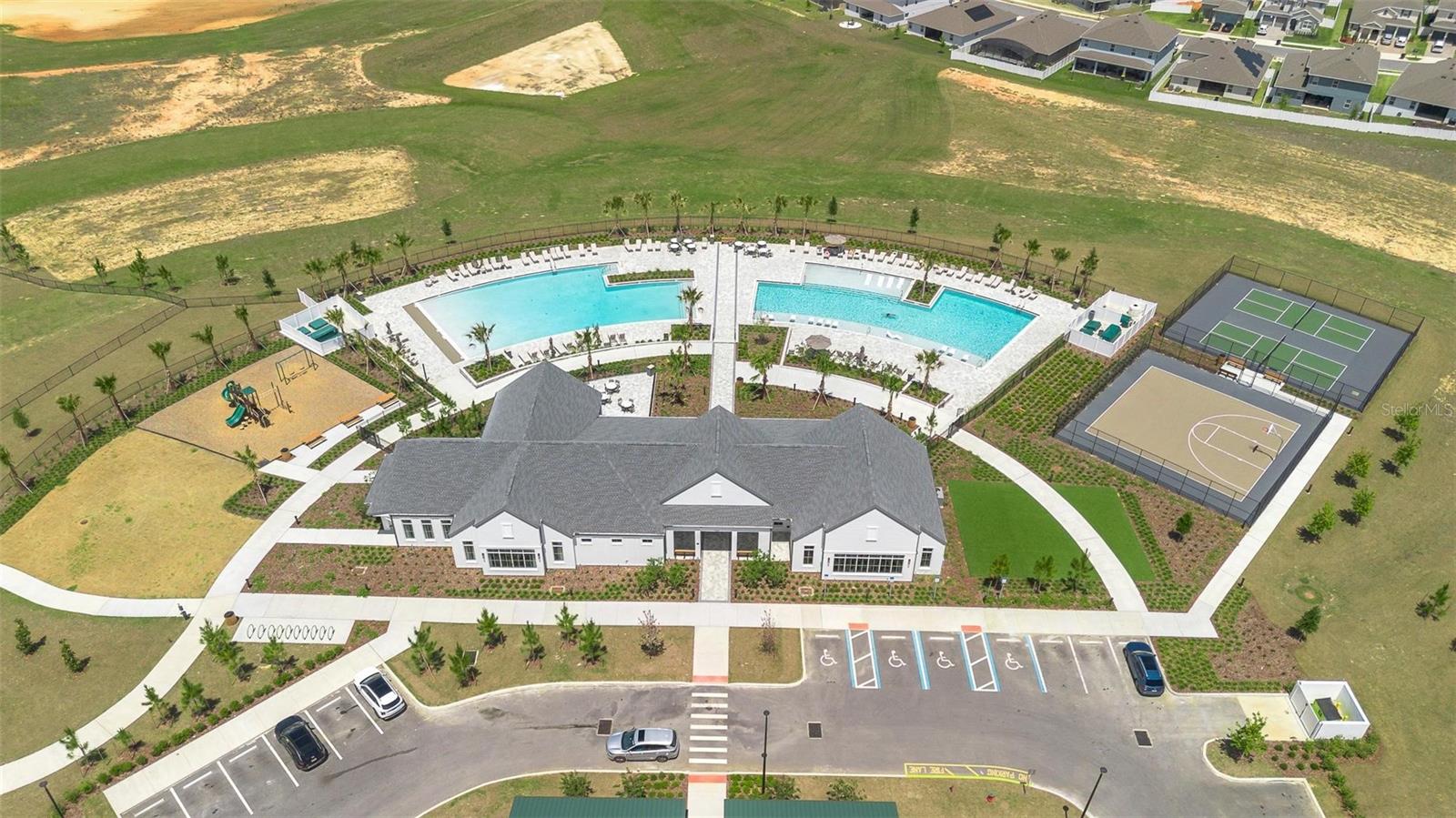 VILLAGES/MINNEOLA HILLS PH 4 - Residential