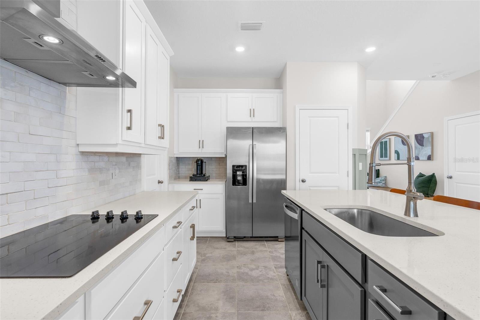 VILLAGES/MINNEOLA HILLS PH 4 - Residential