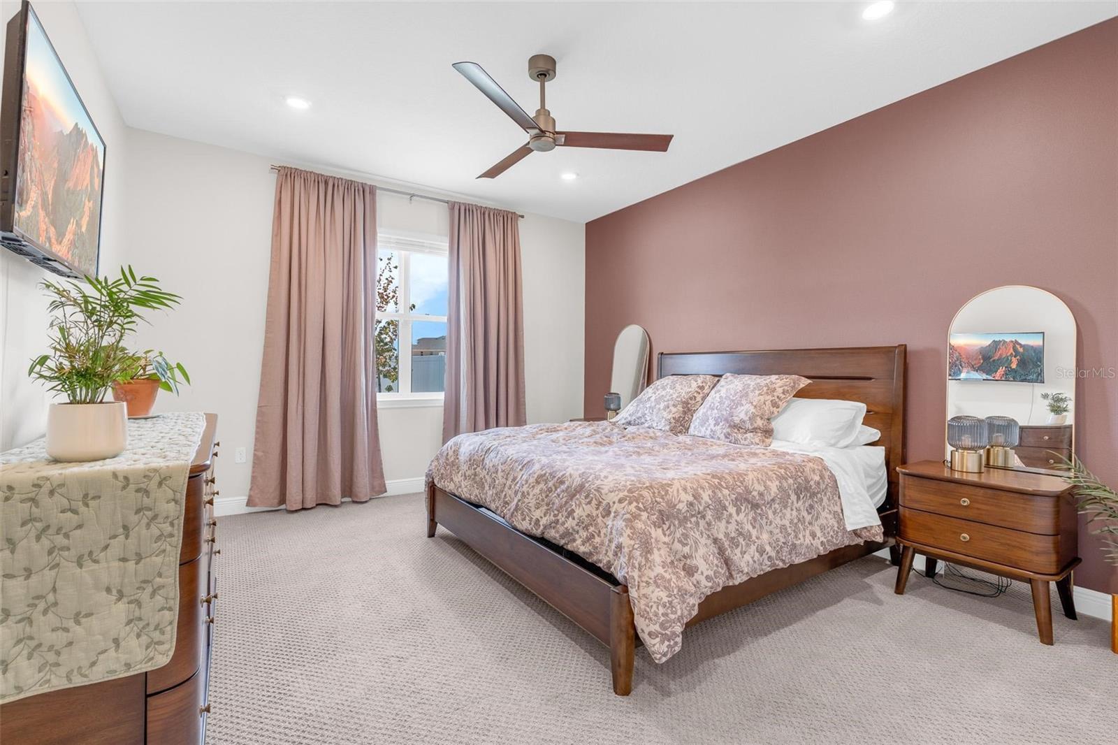 VILLAGES/MINNEOLA HILLS PH 4 - Residential