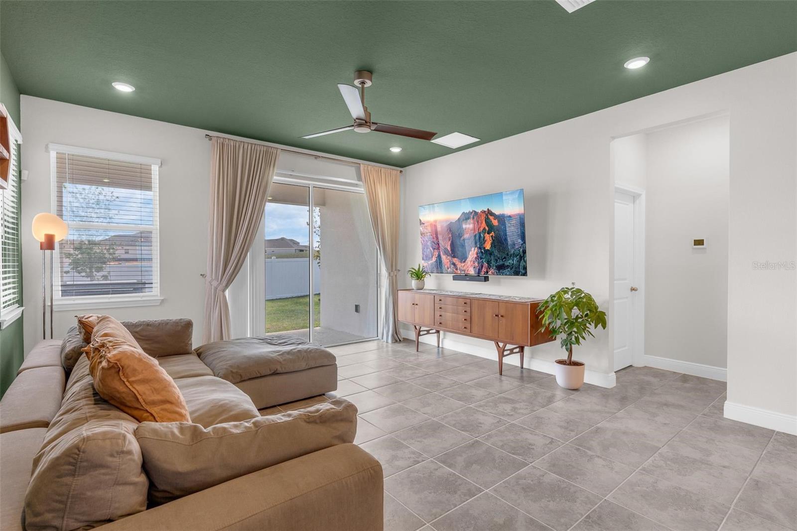 VILLAGES/MINNEOLA HILLS PH 4 - Residential