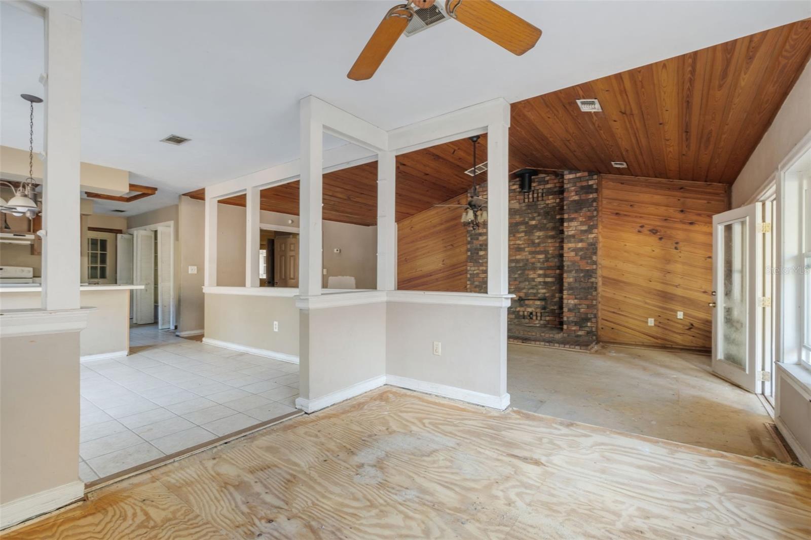 HARBINWOOD ESTATES - Residential