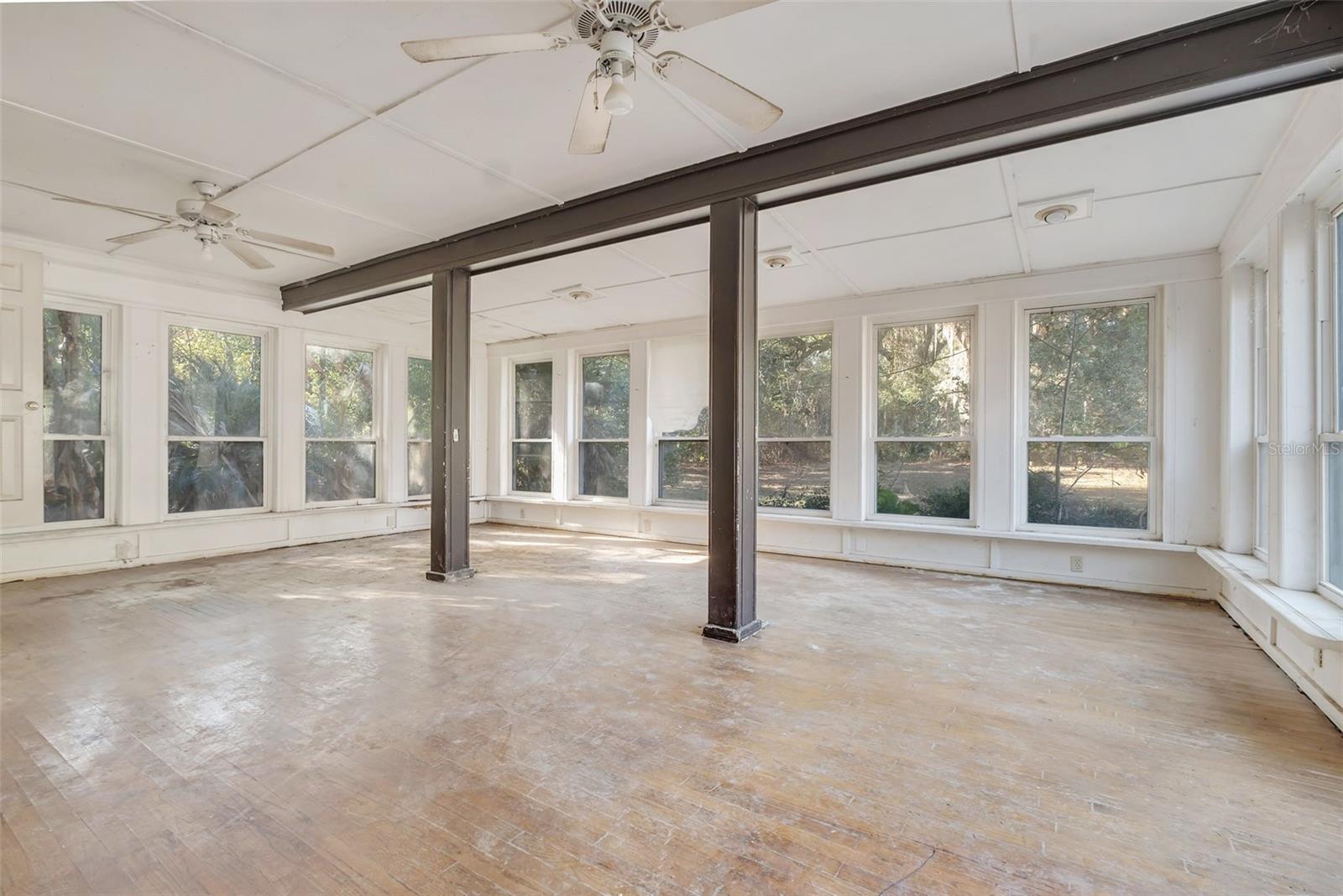 HARBINWOOD ESTATES - Residential