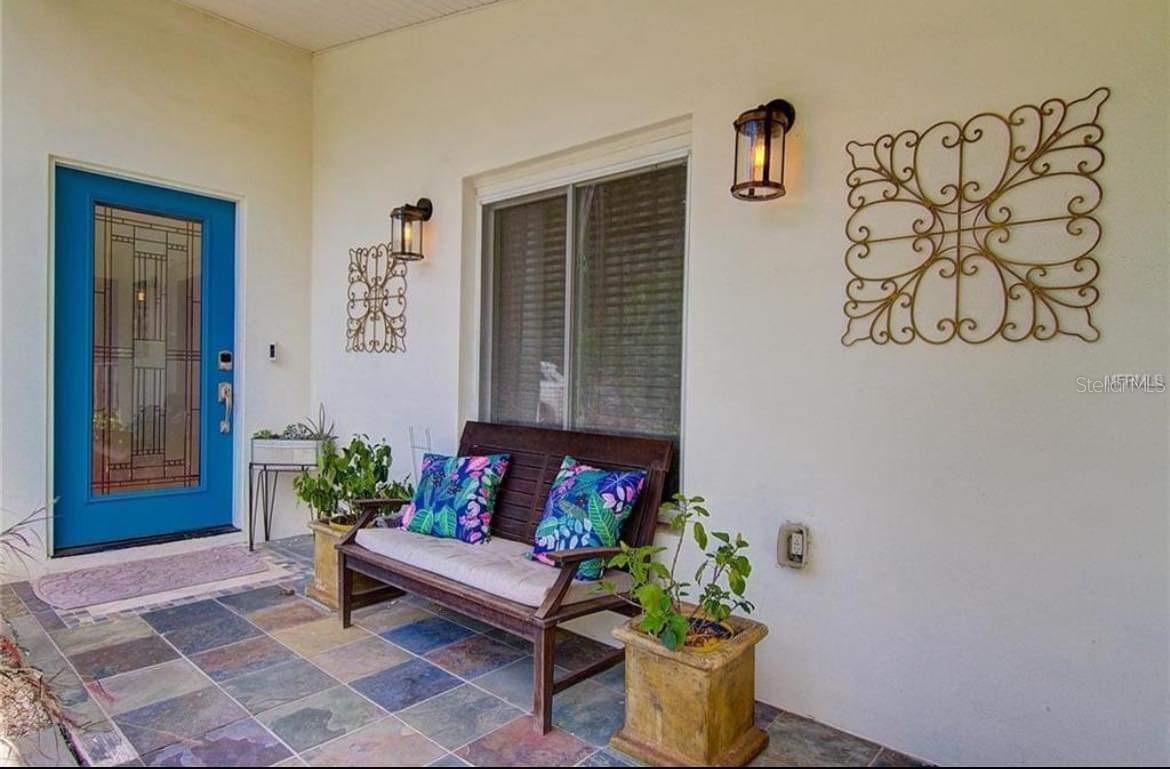 HARBOR VIEW PALMS - Residential Lease