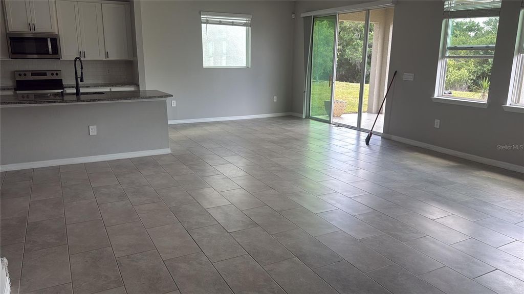 Photo of 17625 Cantarina Cove, Bradenton, FL 34211 (MLS # TB8501755)