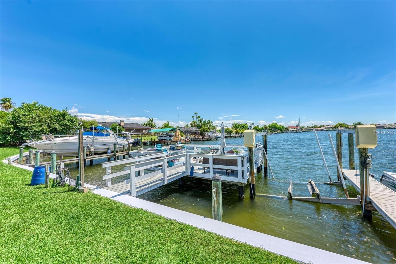 BAL HARBOUR CHATEAUX CONDOMINI - Residential Lease