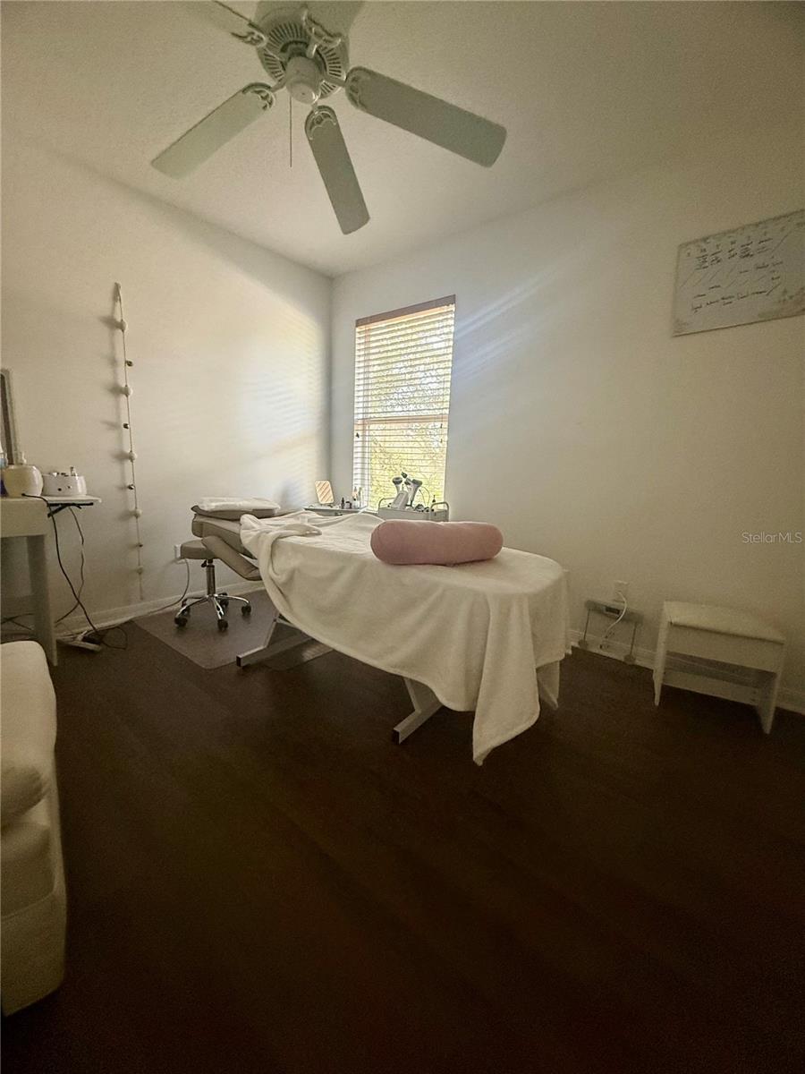 SANDY RDG PH 01 - Residential Lease