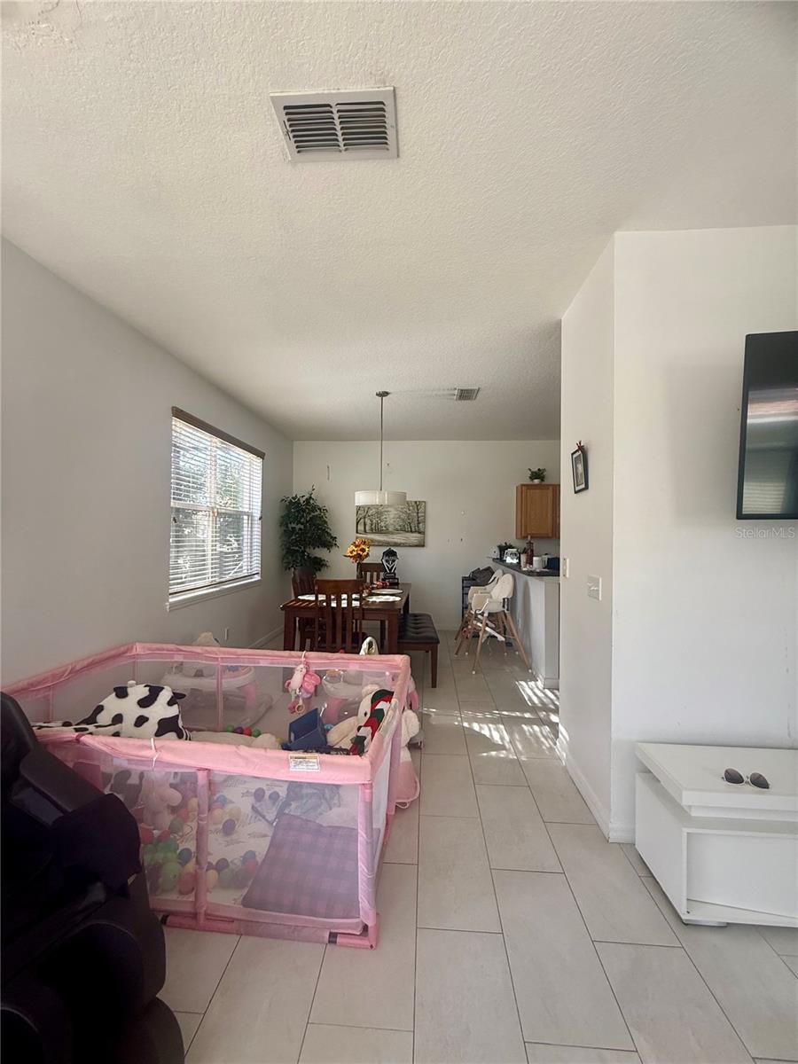 SANDY RDG PH 01 - Residential Lease