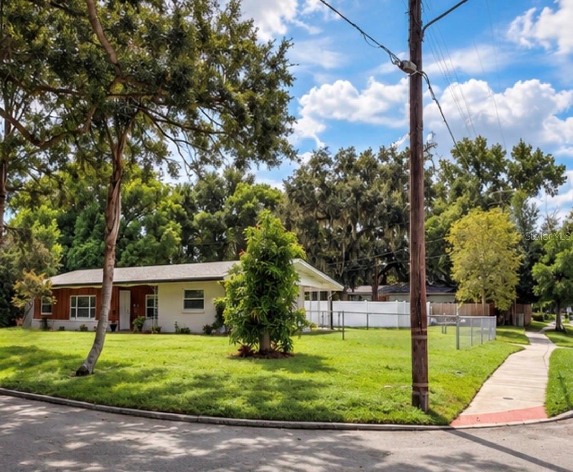 2410 LANDO LANE