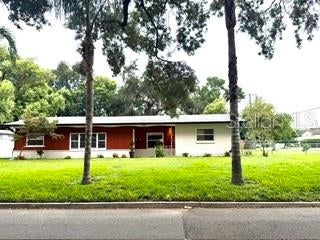 Photo of 2410 Lando Lane, Orlando, FL 32806 (MLS # O6429774)