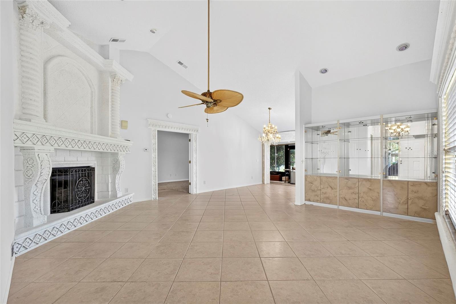 2620 ENTERPRISE ROAD E E14