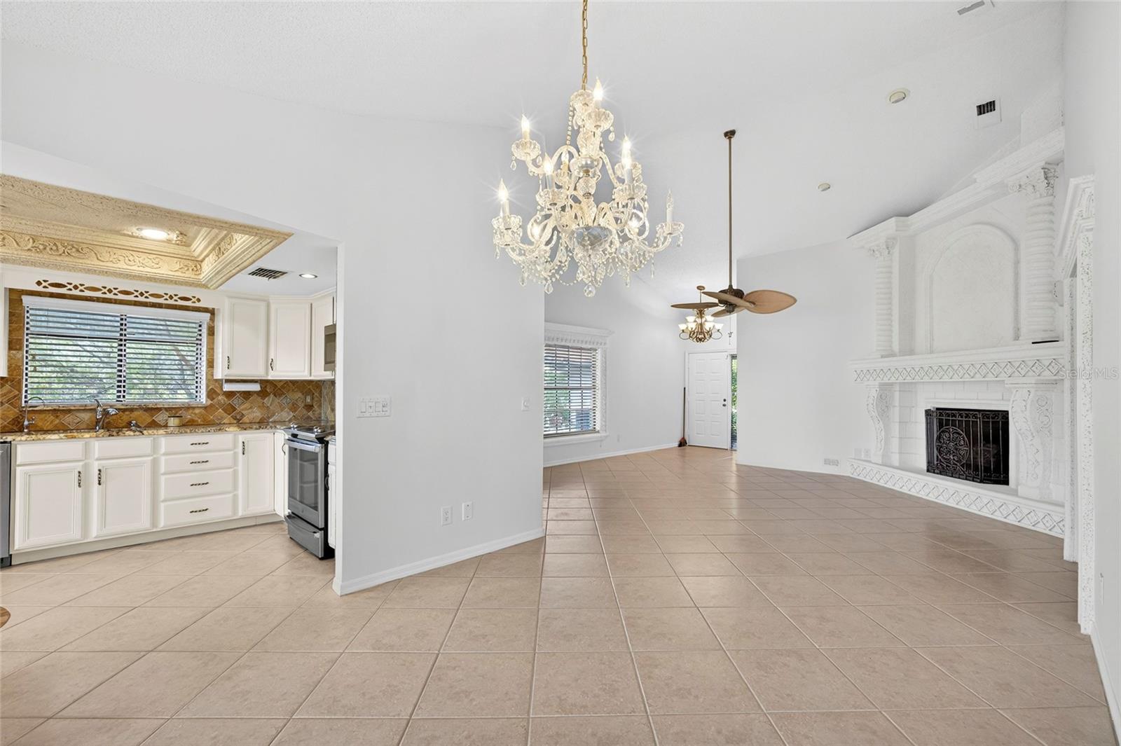 2620 ENTERPRISE ROAD E E14