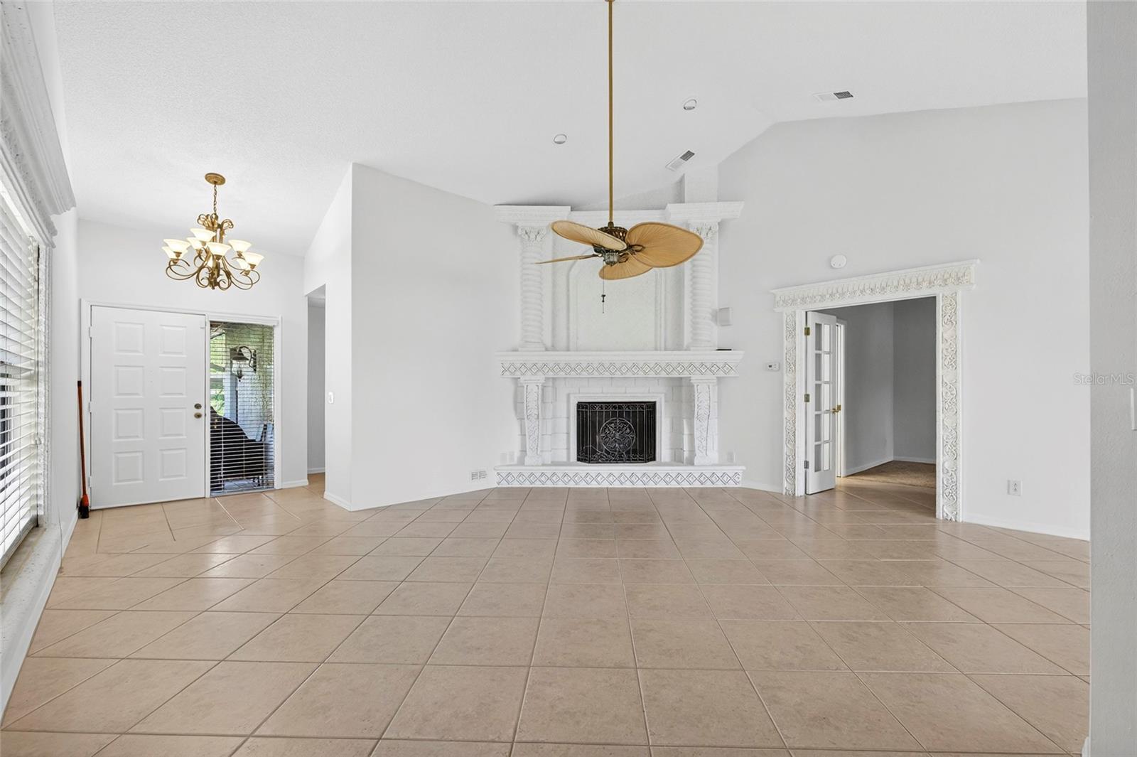 2620 ENTERPRISE ROAD E E14