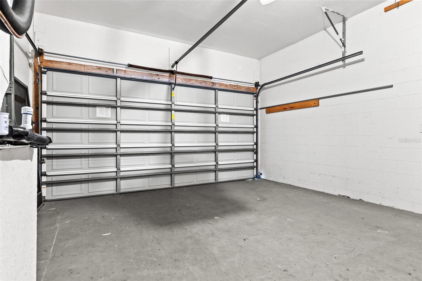 SUN HEIGHTS - Residential Lease