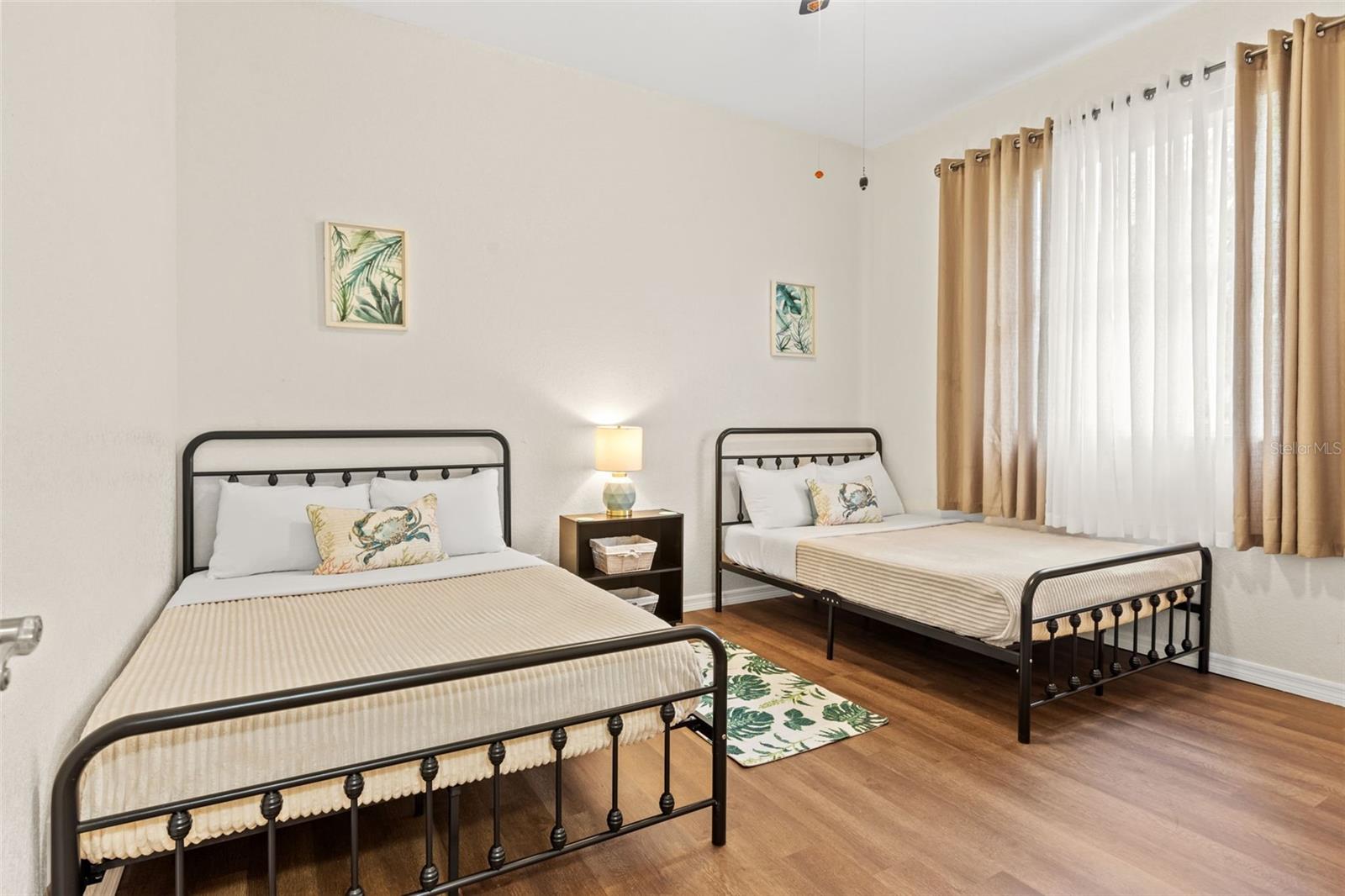 SUN HEIGHTS - Residential Lease
