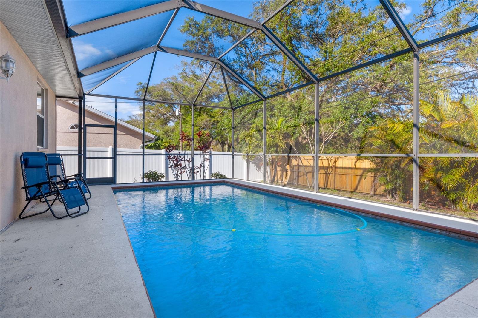 SUN HEIGHTS - Residential Lease