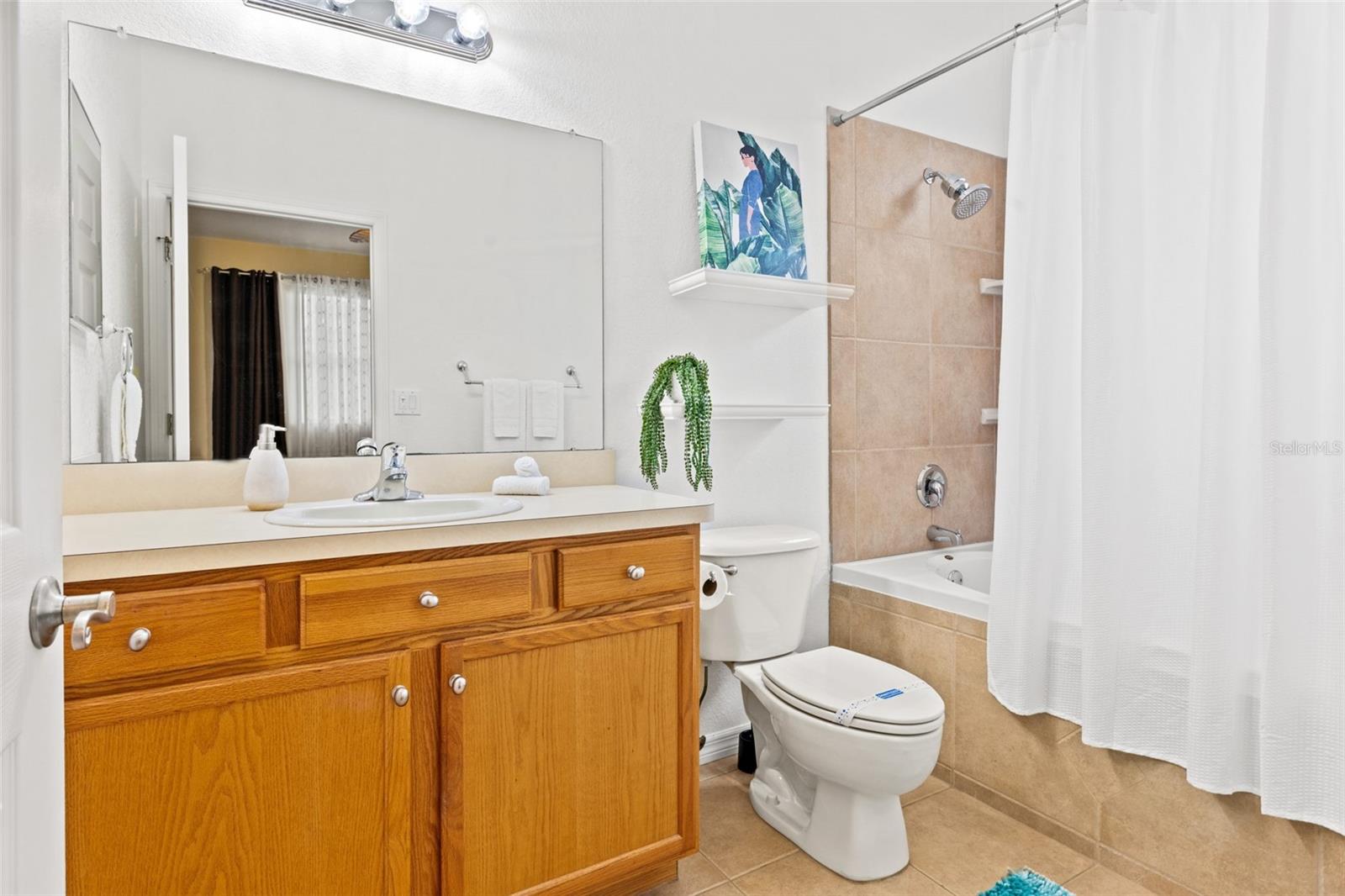 SUN HEIGHTS - Residential Lease
