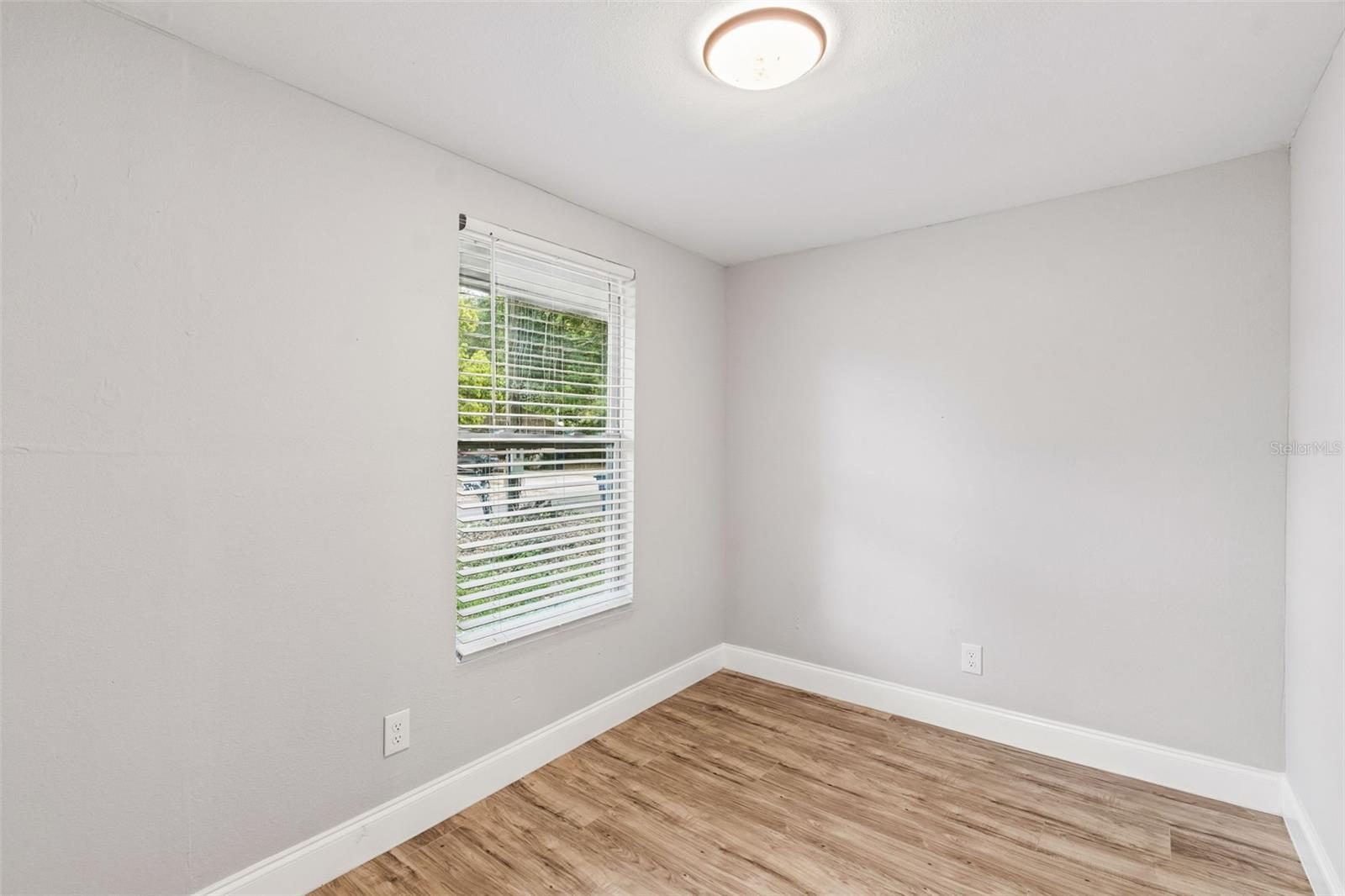 SULPHUR SPGS ADD - Residential