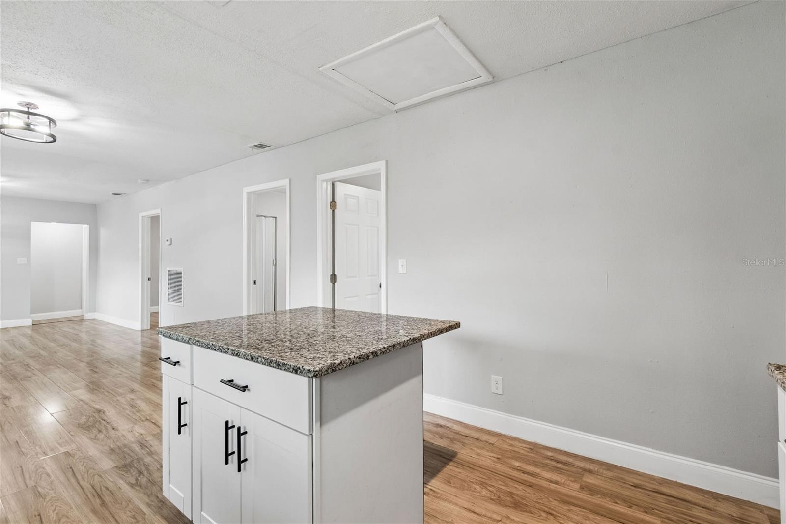 SULPHUR SPGS ADD - Residential