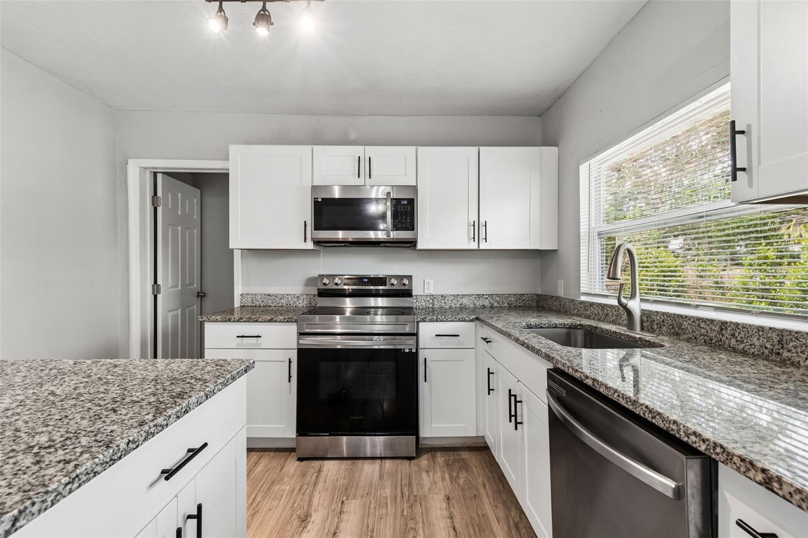 SULPHUR SPGS ADD - Residential