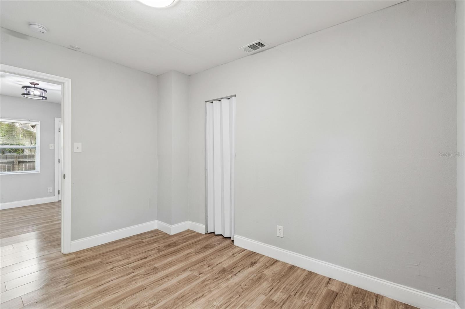 SULPHUR SPGS ADD - Residential