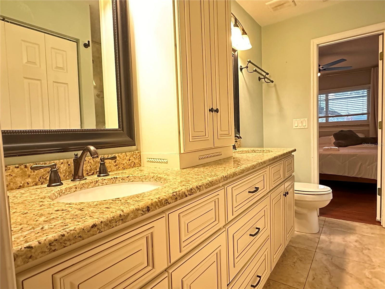 BRIARWOOD - Residential Lease