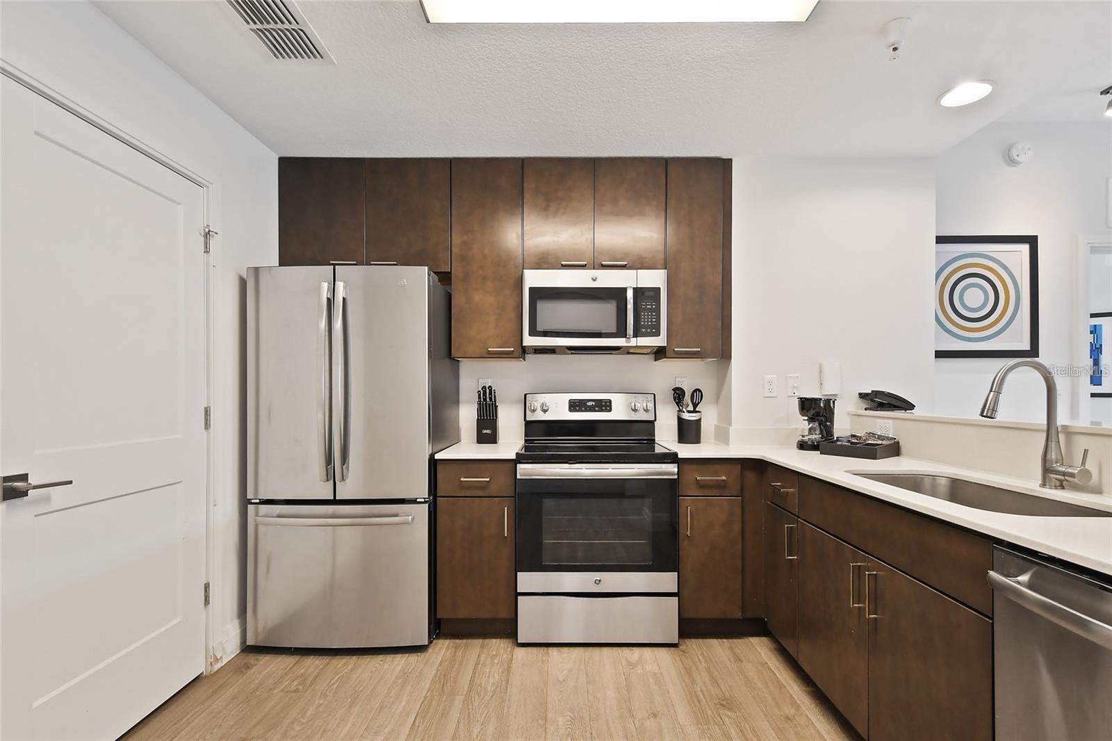 GROVE RESIDENCE & SPA HOTEL CONDO II - Residential