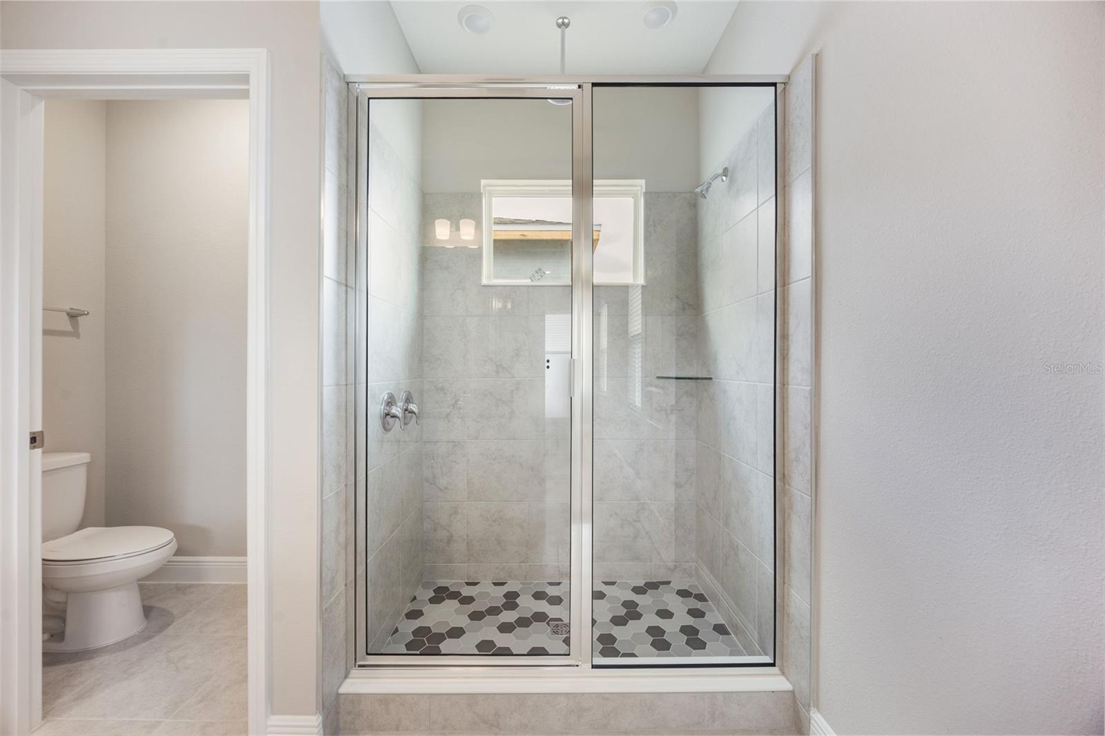 SERENADE AT OVATION - Residential Lease