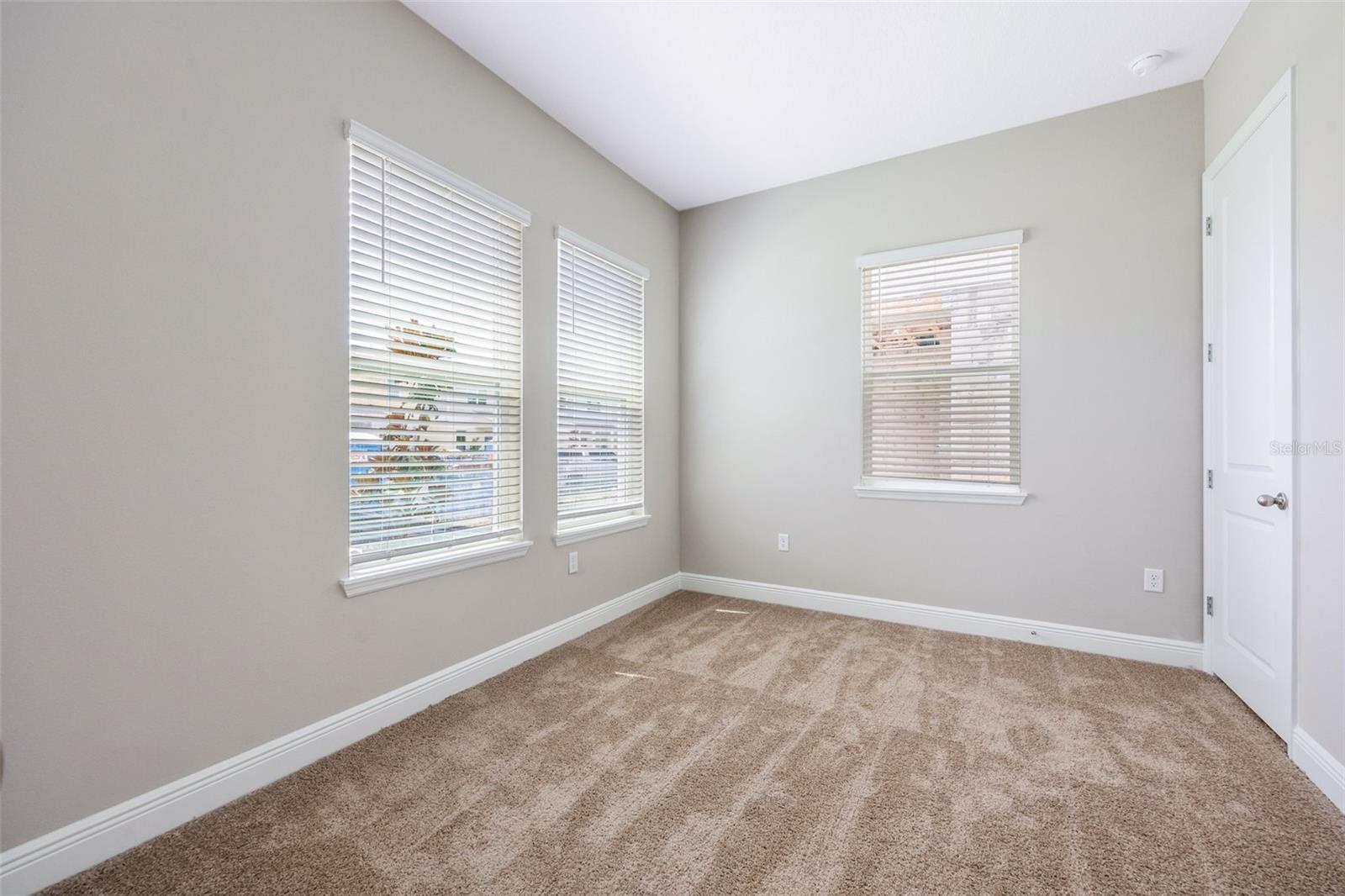 SERENADE AT OVATION - Residential Lease
