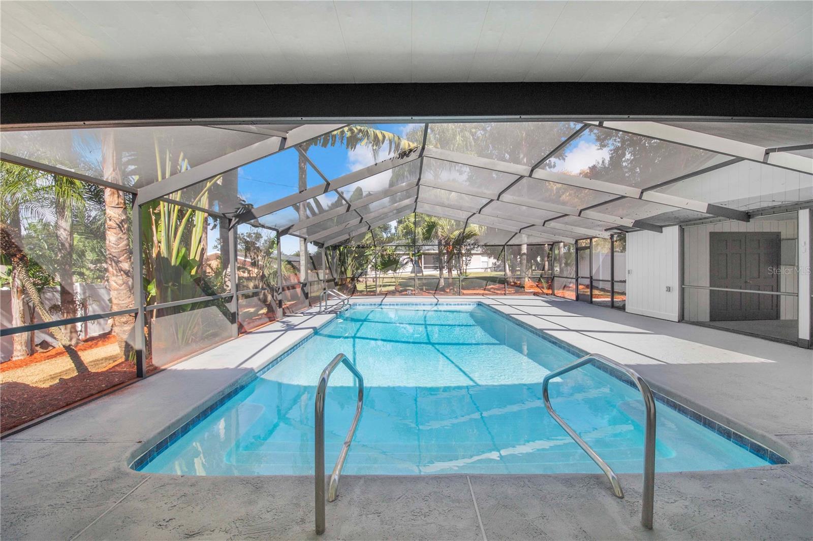 LAKEWOOD ESTATES - Residential