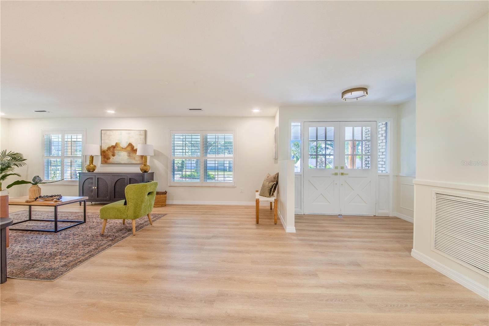 1628 LAKEWOOD DRIVE S