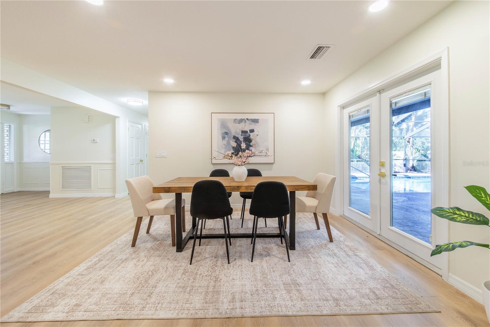 LAKEWOOD ESTATES - Residential