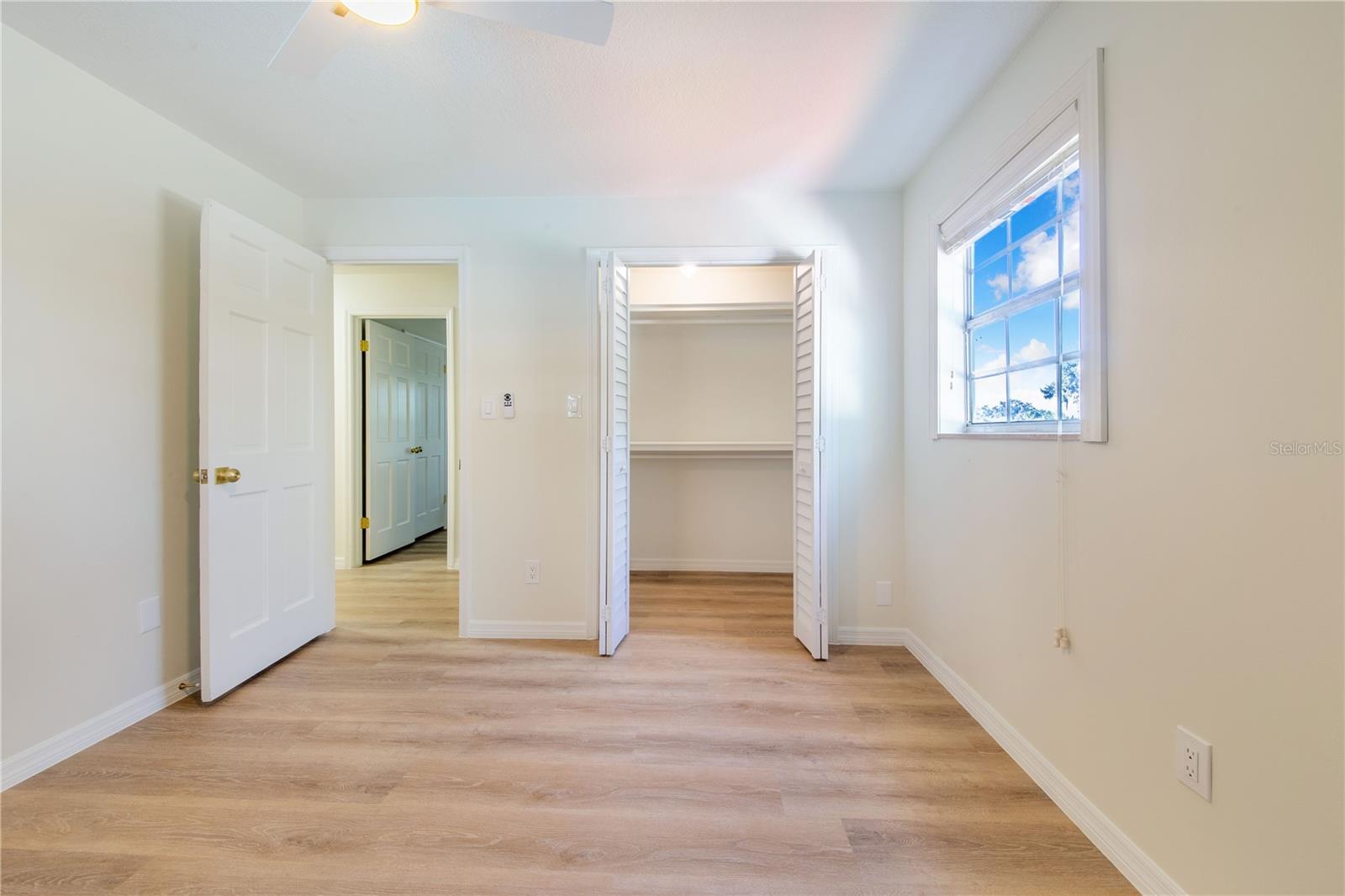 LAKEWOOD ESTATES - Residential