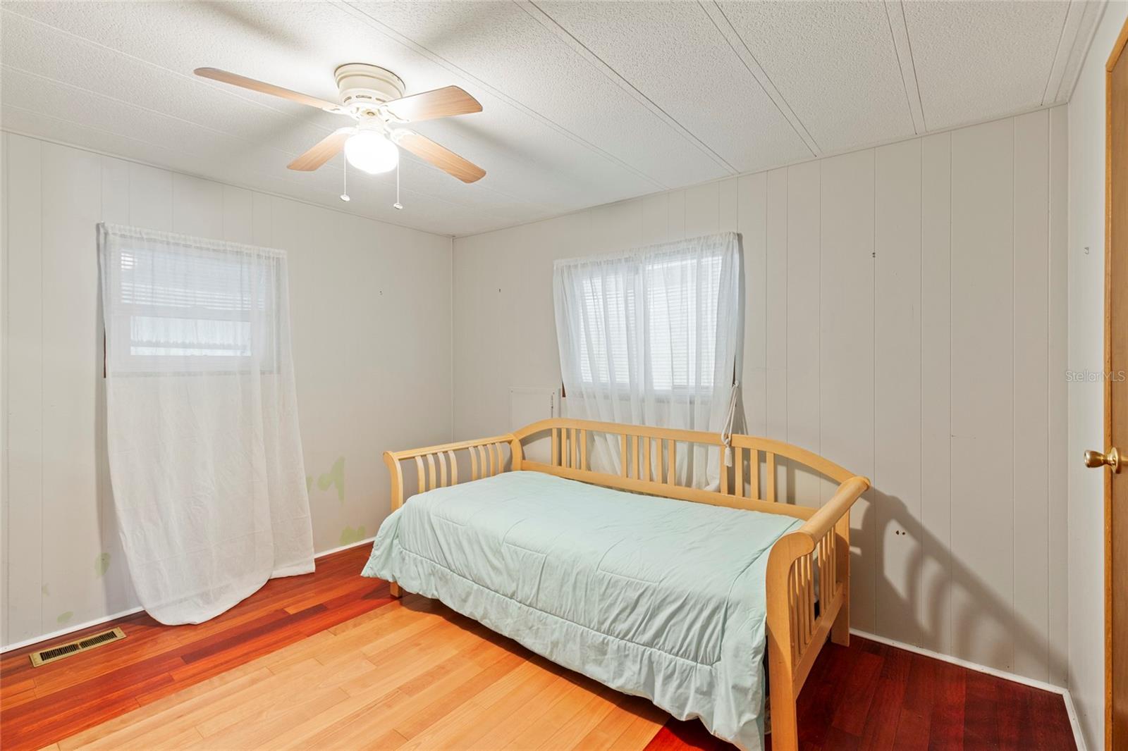 TIDEVUE ESTATES FIRST ADD - Residential