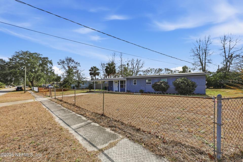 SANDALWOOD - Residential