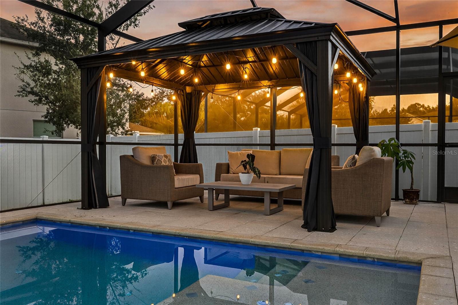 LIVE OAK PRESERVE PH 2A-VILLAG - Residential