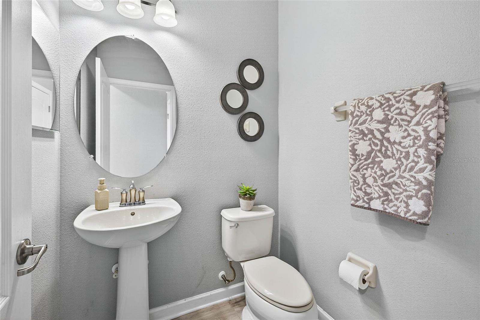LIVE OAK PRESERVE PH 2A-VILLAG - Residential