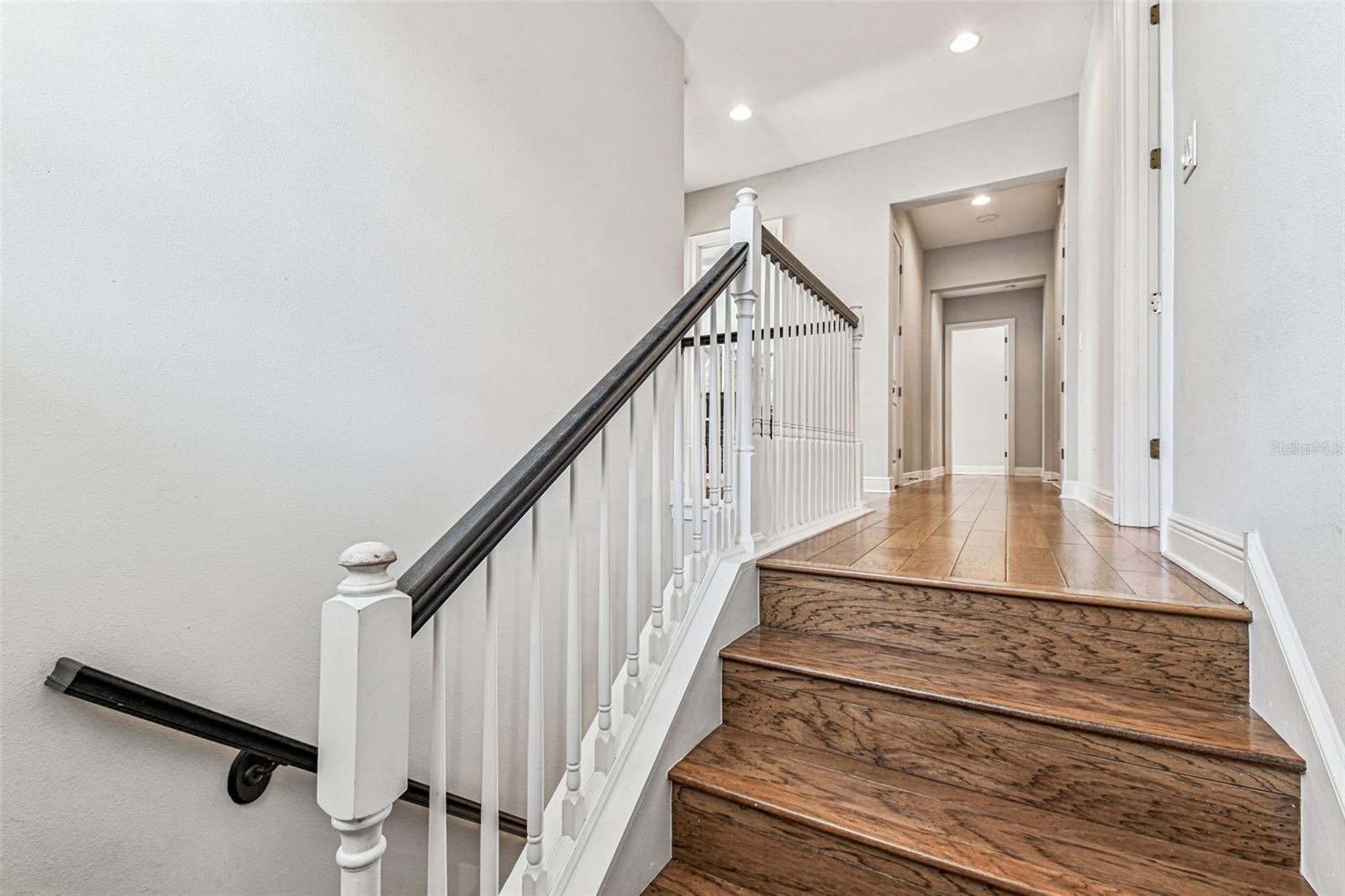 MARYLAND MANOR 2ND UNIT - Residential