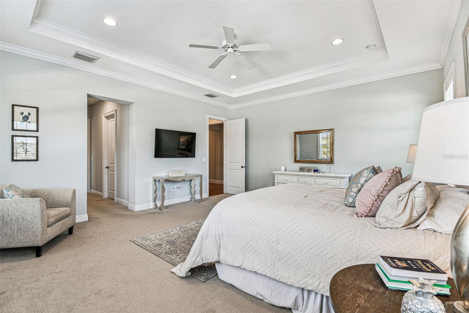 MARYLAND MANOR 2ND UNIT - Residential