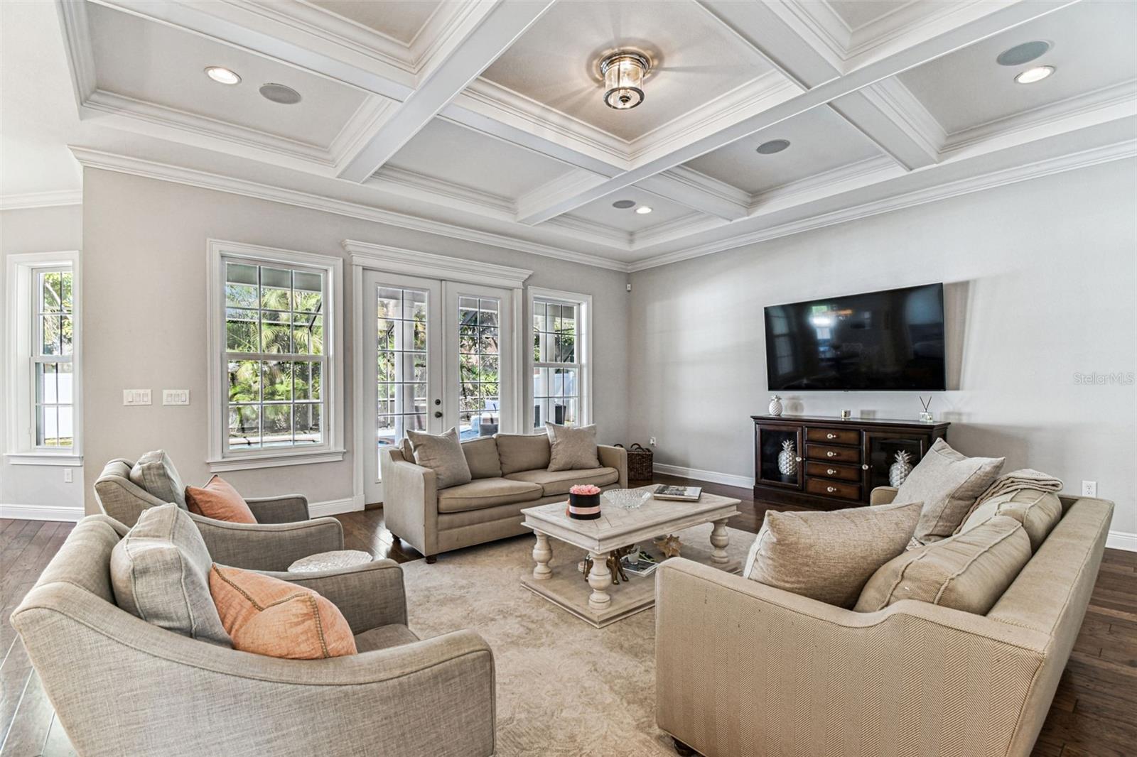 MARYLAND MANOR 2ND UNIT - Residential