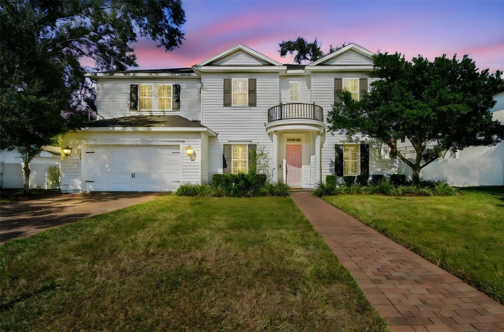 Photo of 4105 W Corona Street, Tampa, FL 33629 (MLS # TB8451121)