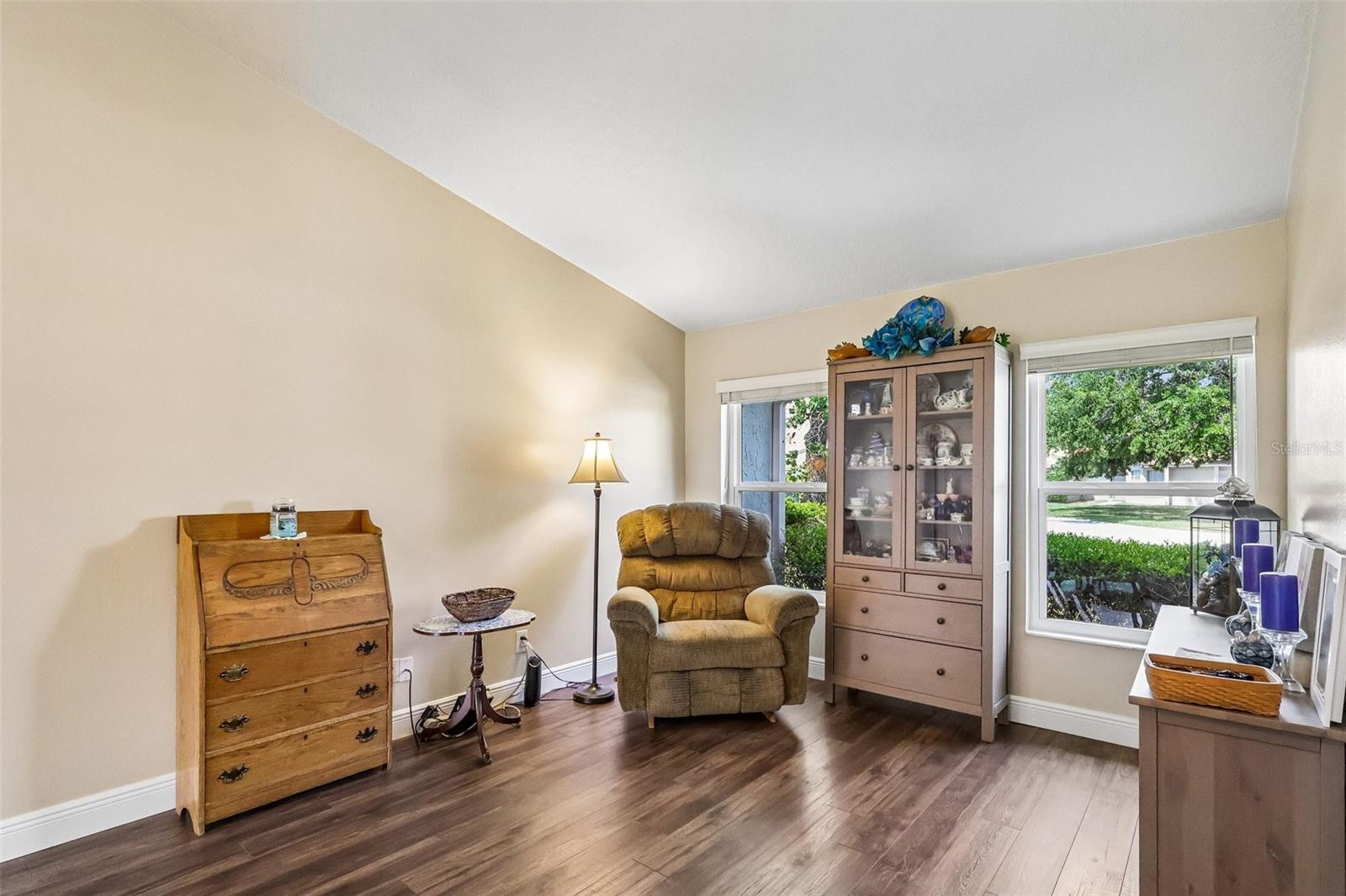 HUNTERS TRACE - Residential